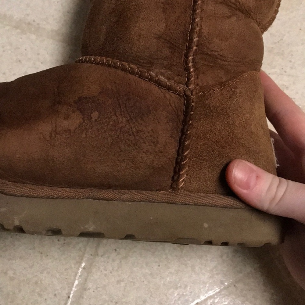 Bailey Button Uggs - image 5